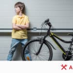 A qué edad es posible llevar bicicleta eléctrica: normativa y consejos