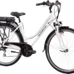 Bicicletas eléctricas en montaña: la experiencia única de una mujer